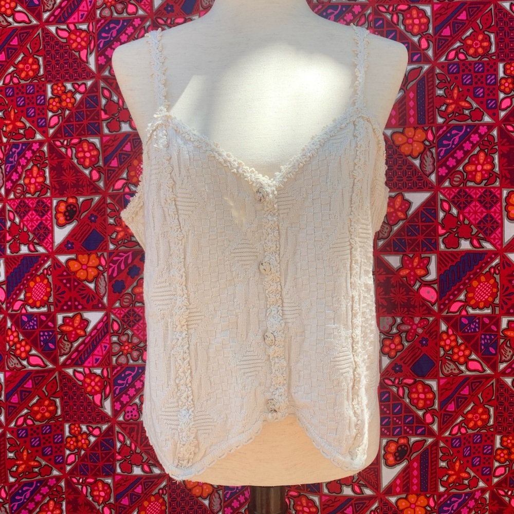 KNIT TOP